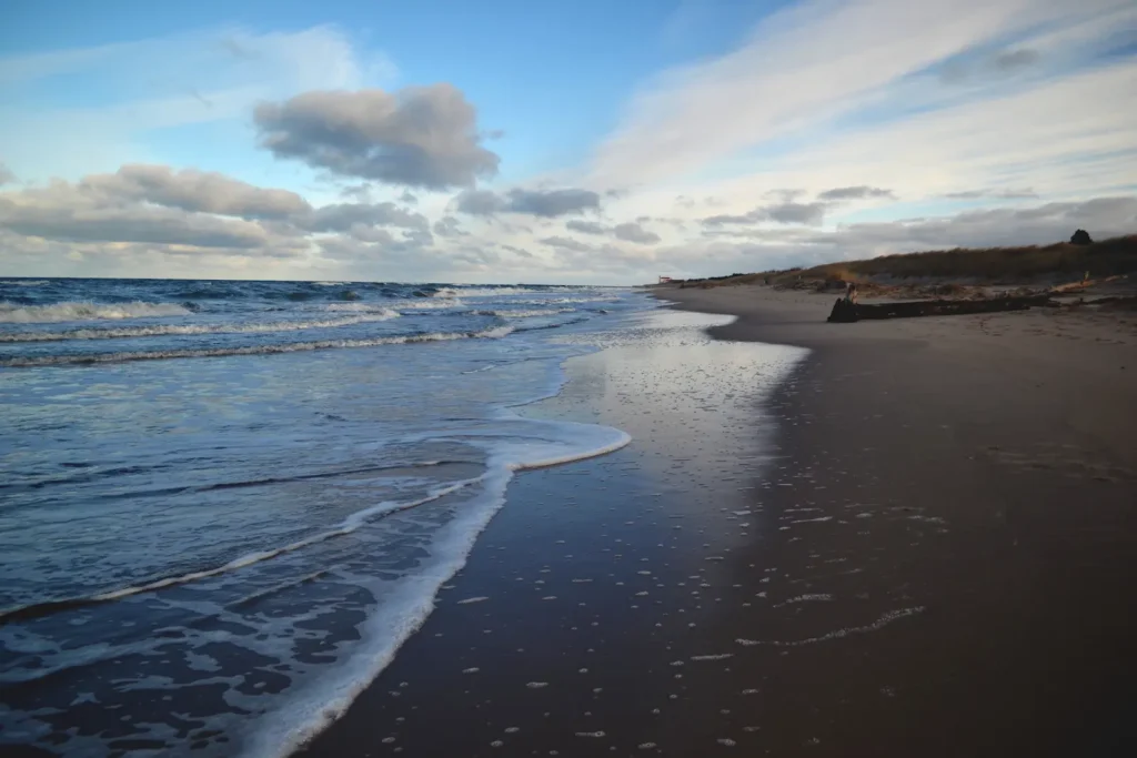 Darłówko zachodnie plaża po sezonie 